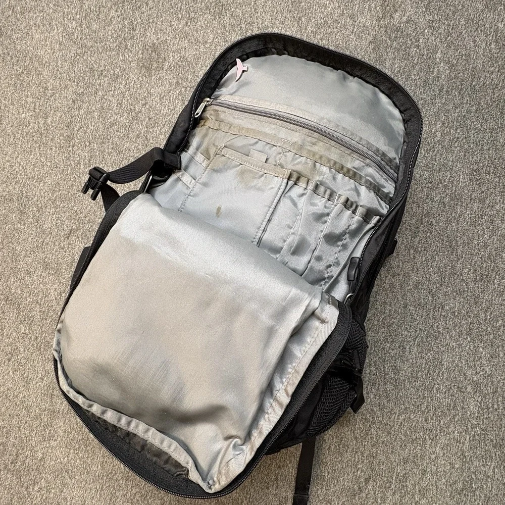 THE NORTH FACE Borealis Commuter Laptop Backpack School Travel Hiking Bag Black